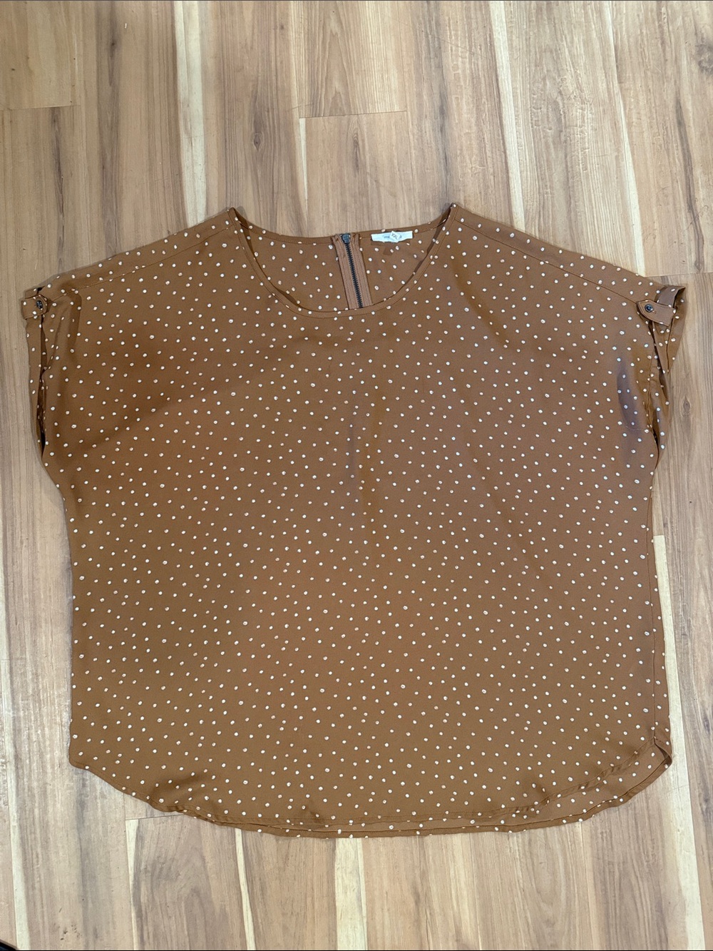 Maurices Brown Polka Dot Short Sleeve Blouse
